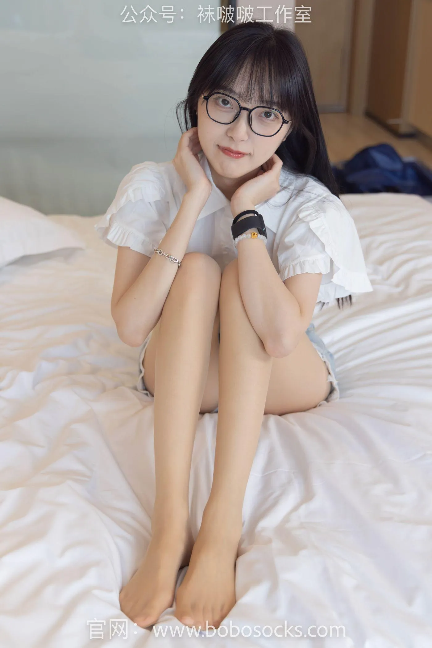 [BoBoSocks袜啵啵]NO.097 稚予-板鞋、玻璃丝短袜、肉丝 [140P]插图2